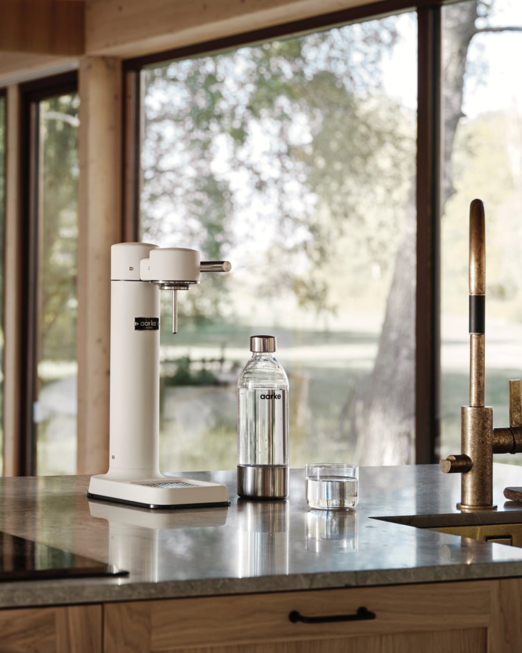 Aarke Sparkling Water Carbonator III - Matte White