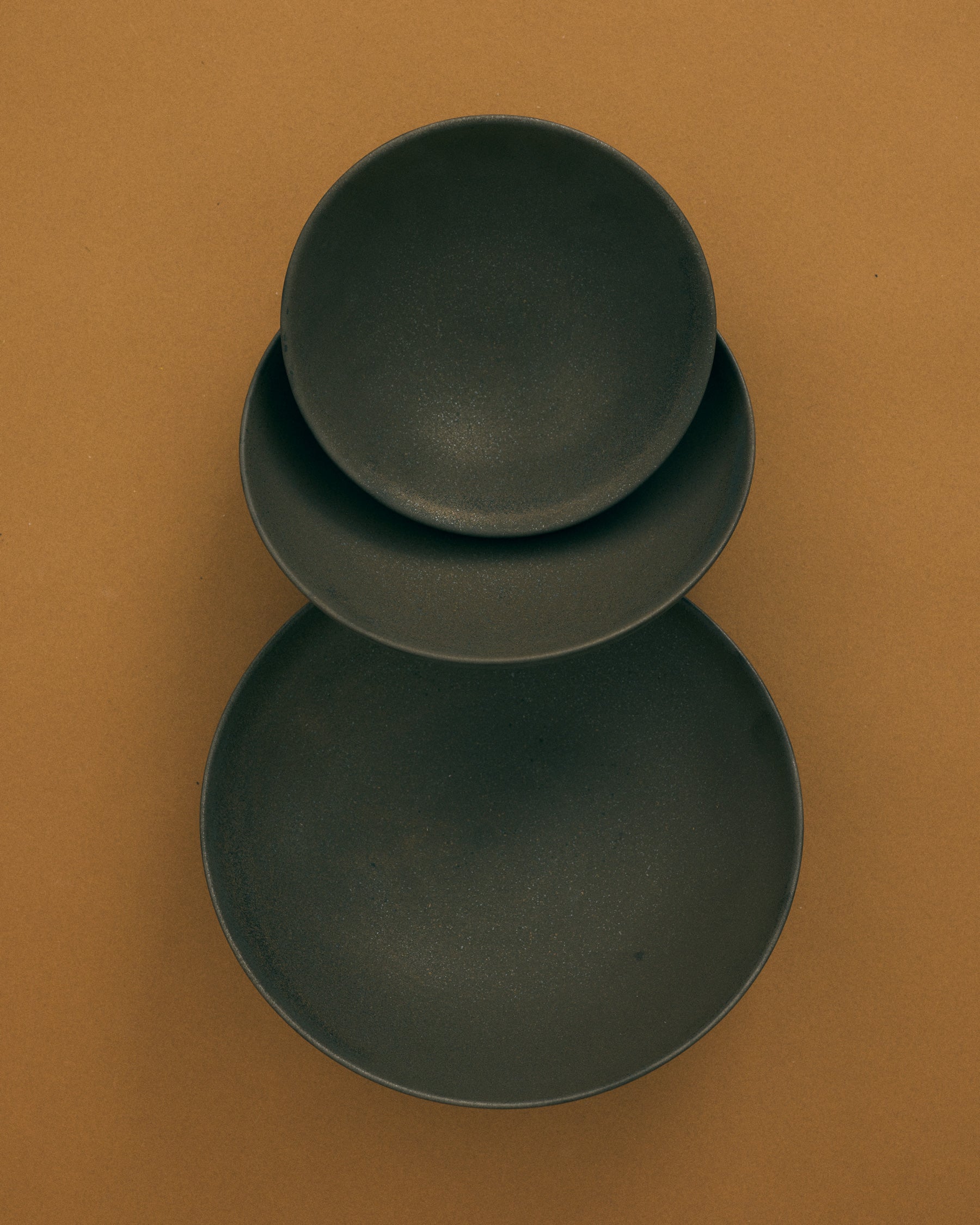 Shallow Bowl Small - Copper Brown