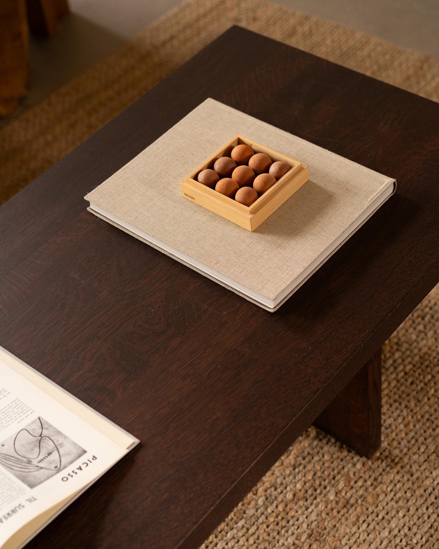 FARMHOUSE COFFEE TABLE - Rectangle - Dark Oak