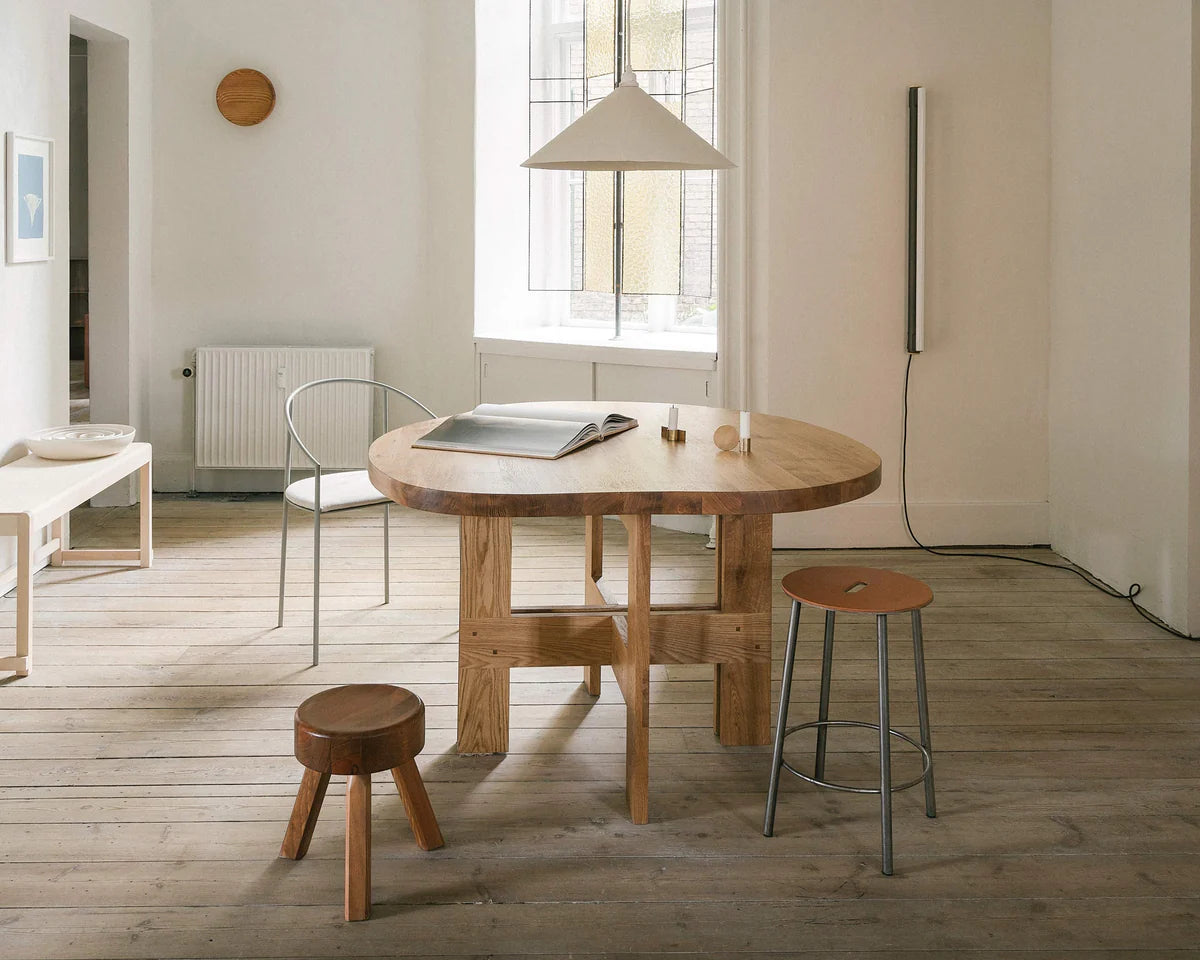 FARMHOUSE TRESTLE TABLE - Natural Oak/Pond