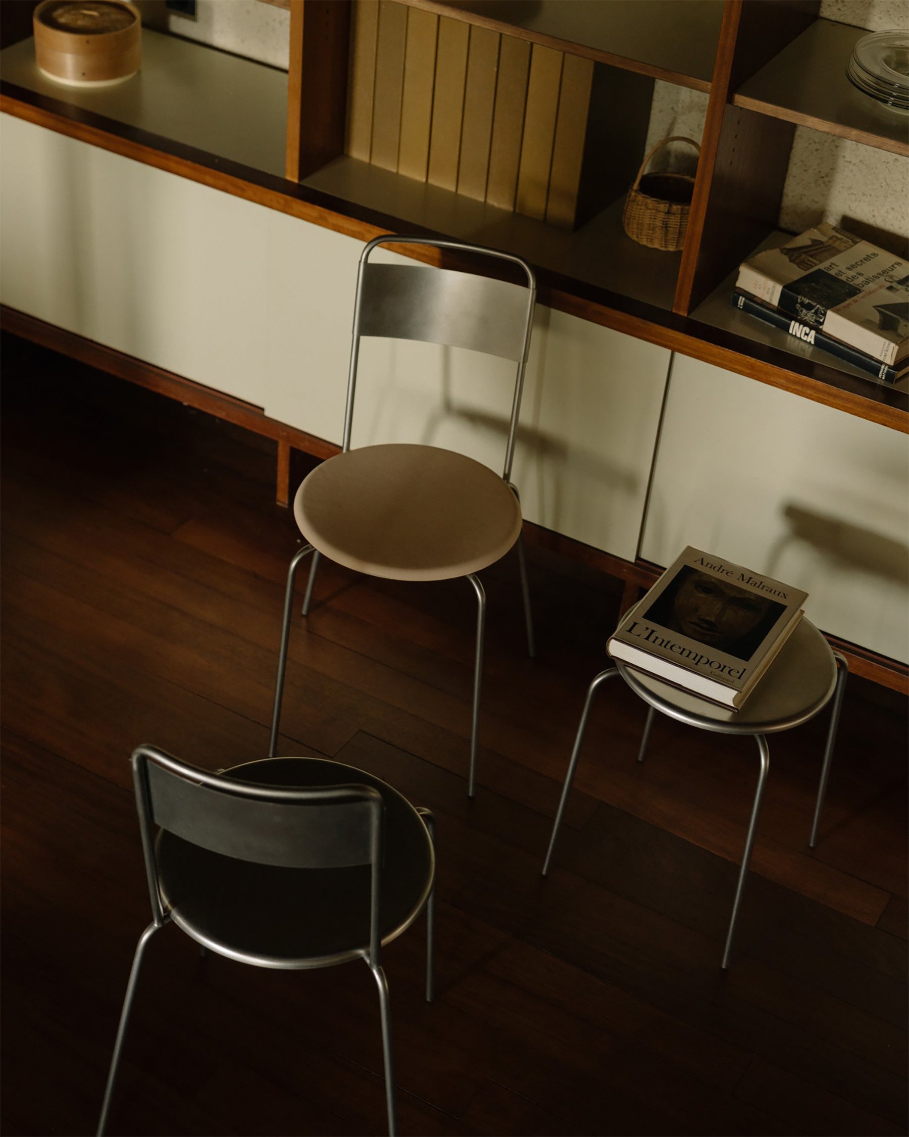 PETIT ROND CHAIR - Stainless Steel / Leather