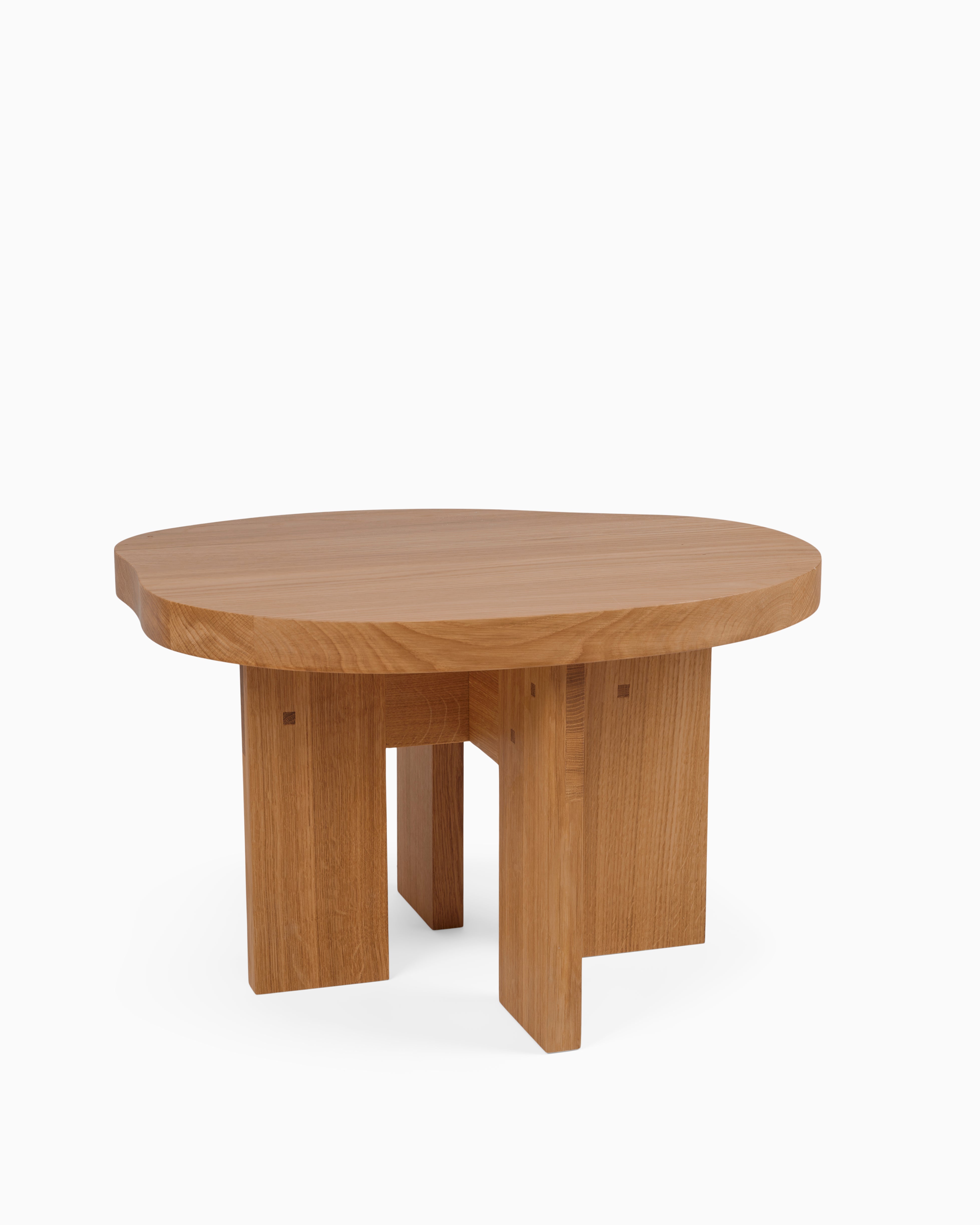 FARMHOUSE SIDE TABLE - Pond Natural Oak