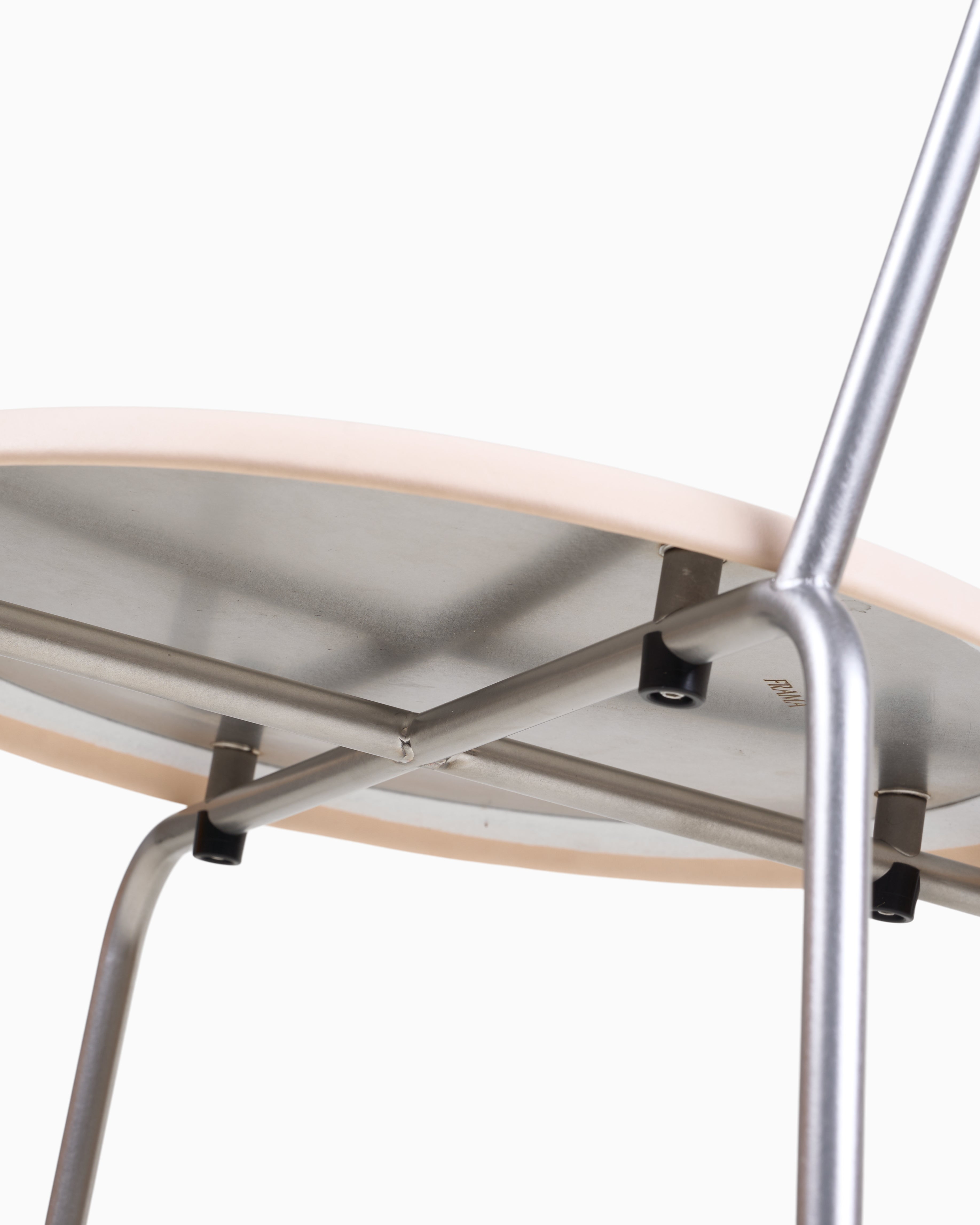 PETIT ROND CHAIR - Stainless Steel / Leather