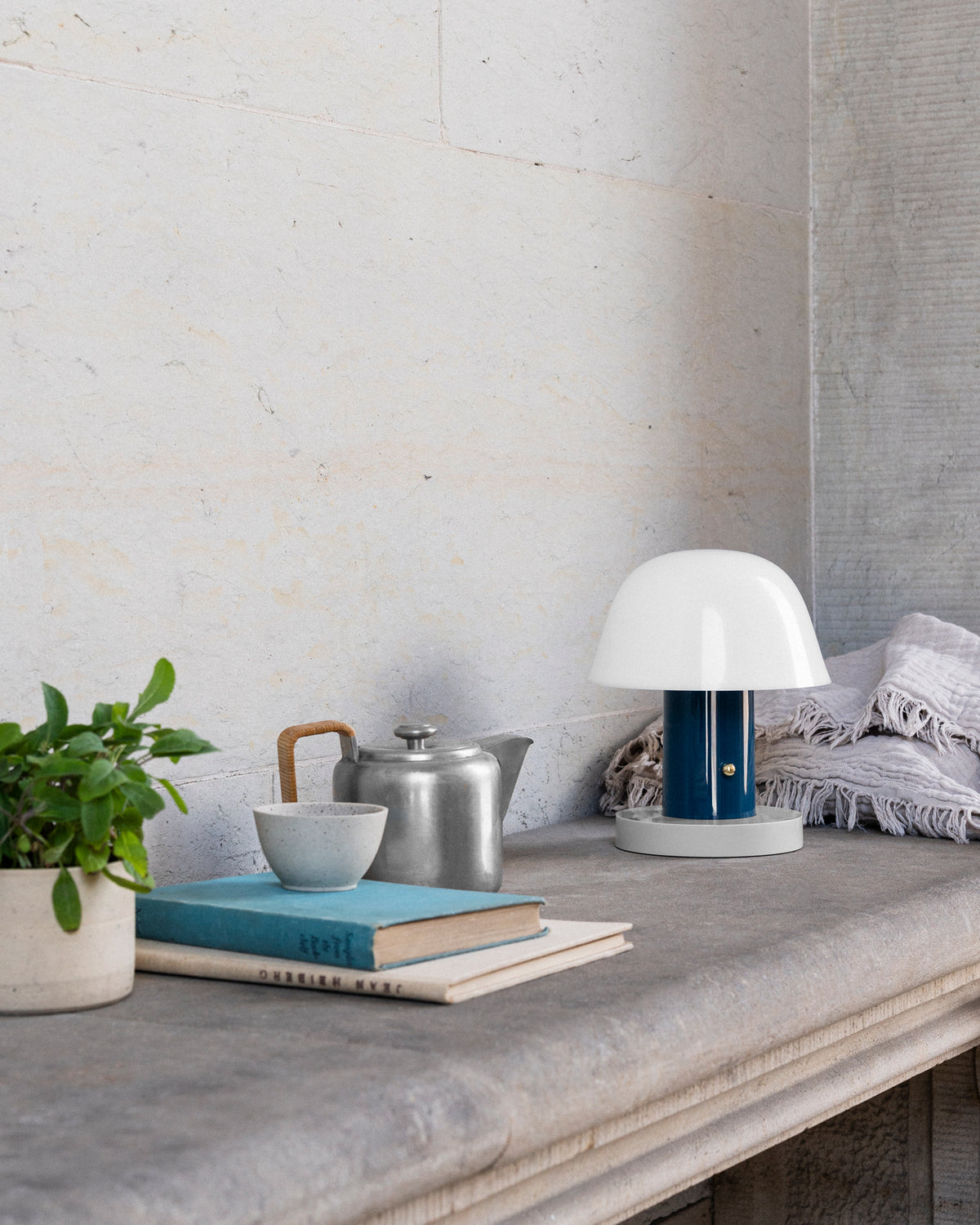 Setago Portable Table Lamp - Twilight/Sand