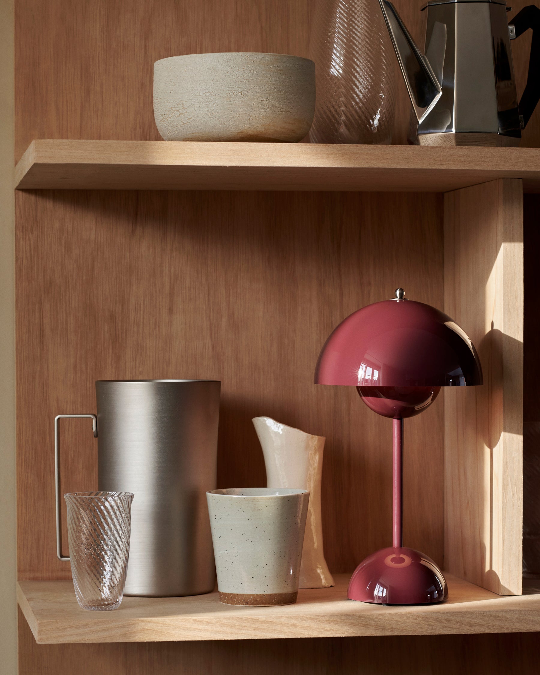 Flowerpot VP9 Portable Table Lamp - Dark Plum