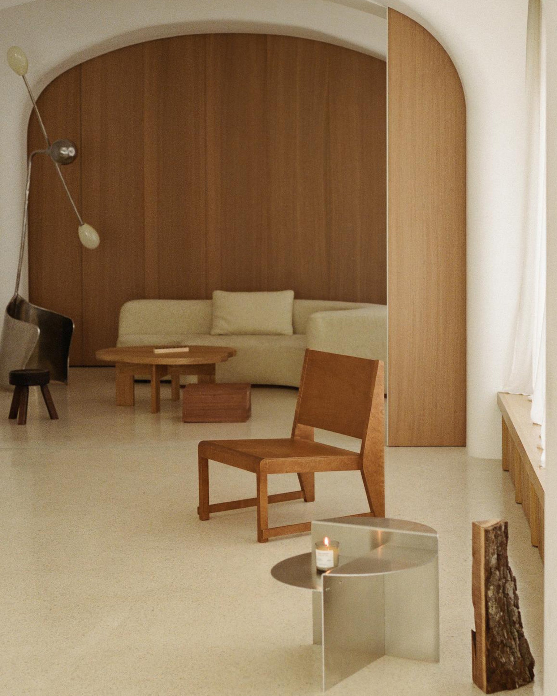 EASY CHAIR 01 - Warm Brown Birch