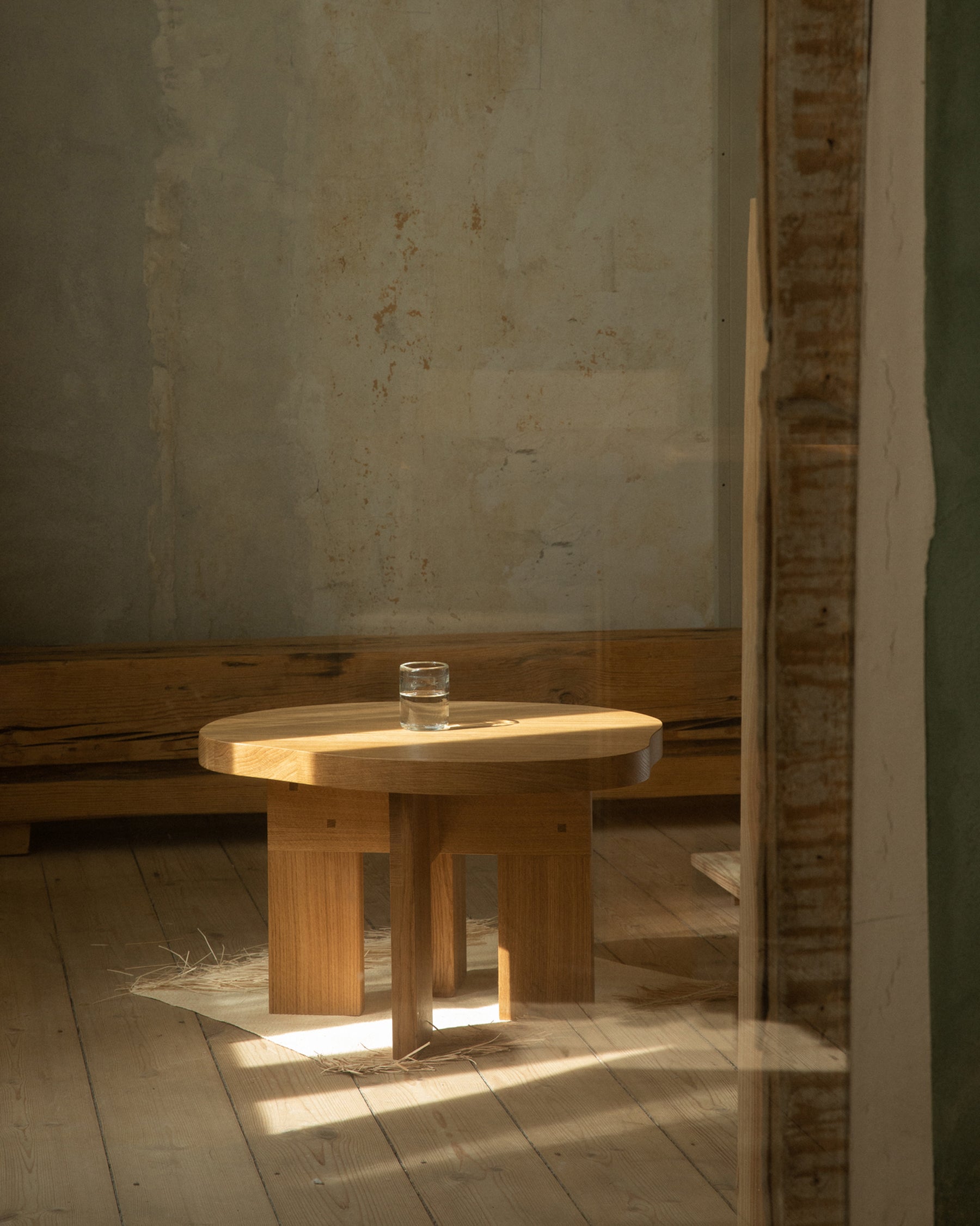 FARMHOUSE SIDE TABLE - Pond Natural Oak