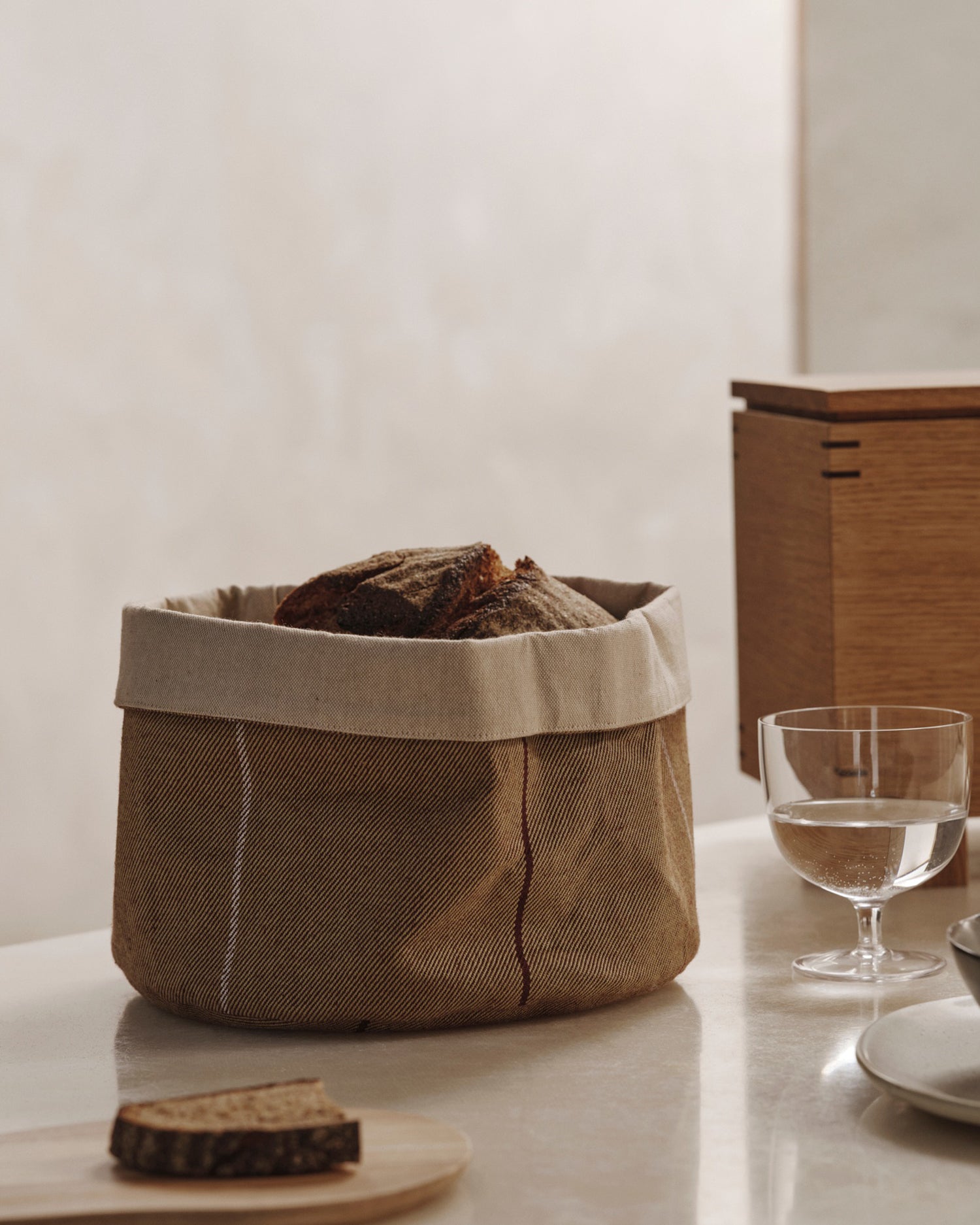Ito Kitchen Basket - Round - Natural/Straw