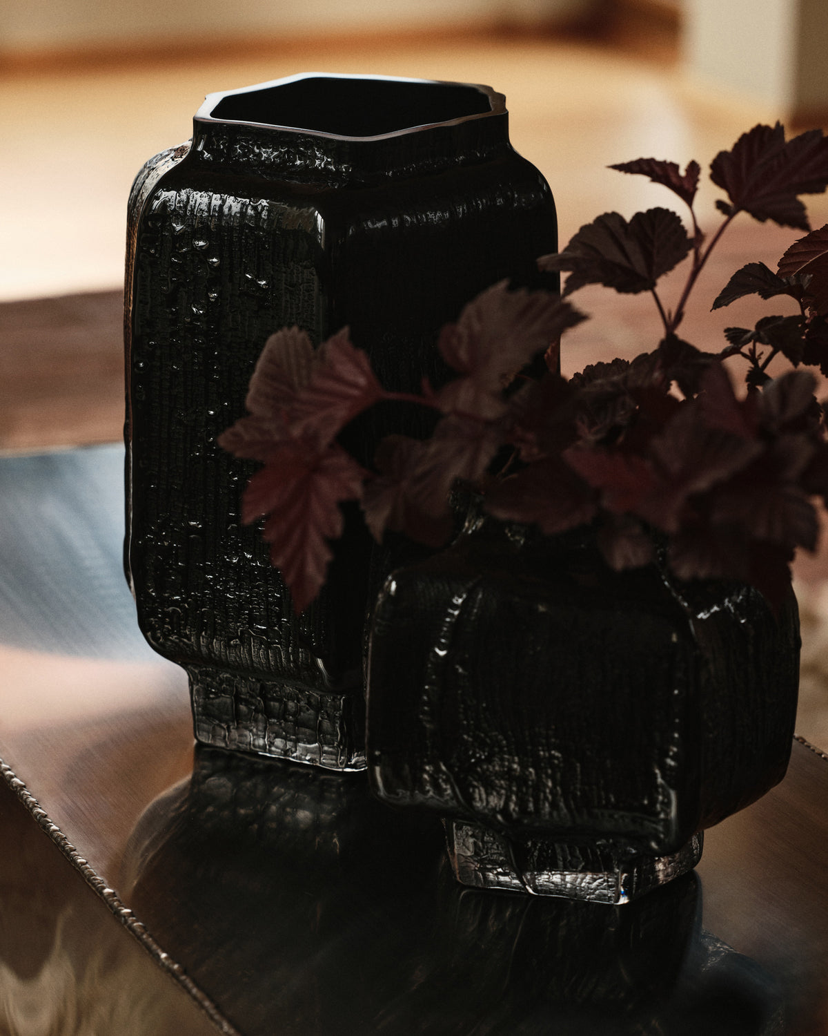 Mokuri Vase Large - Black