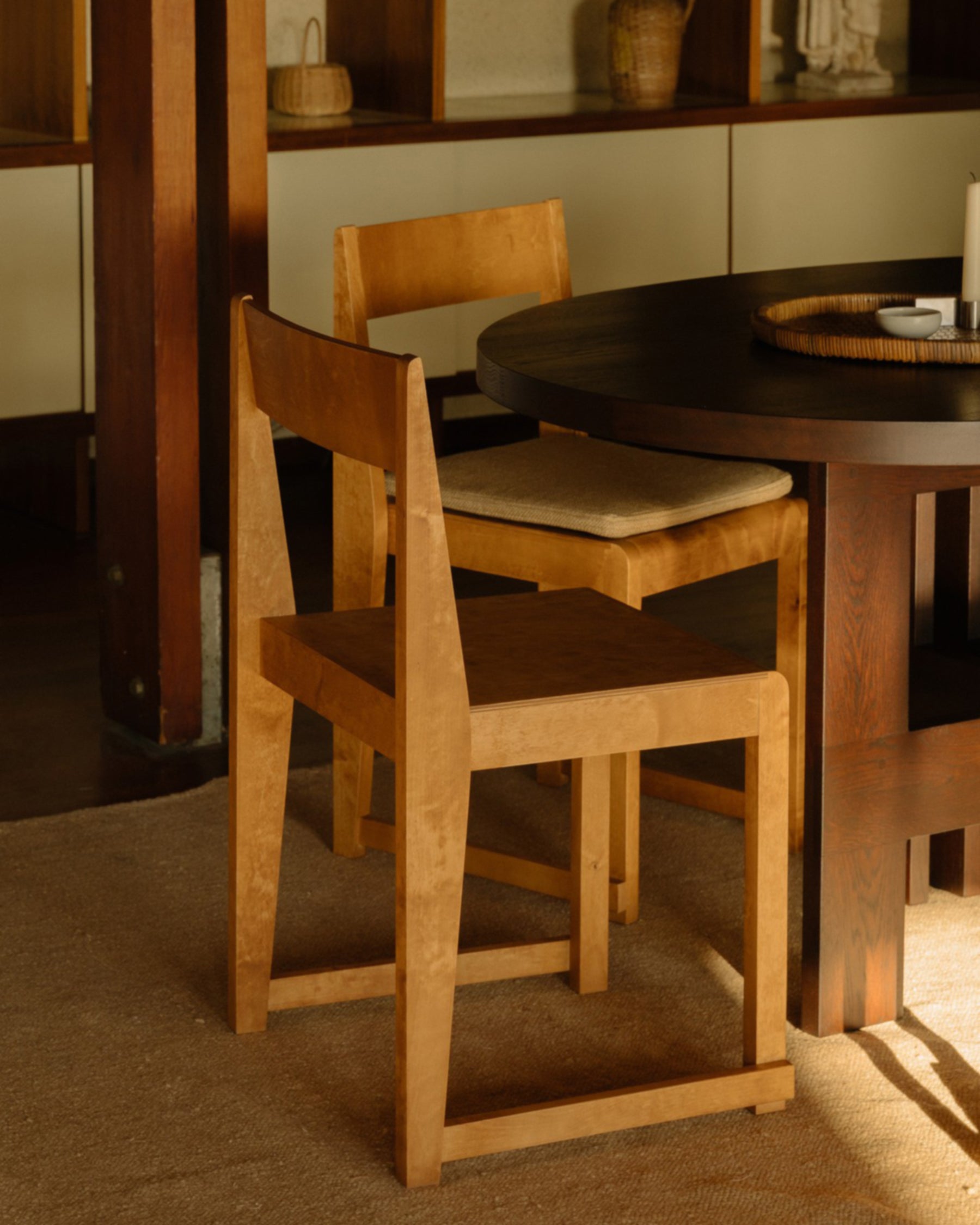 CHAIR 01 - Warm Brown Birch
