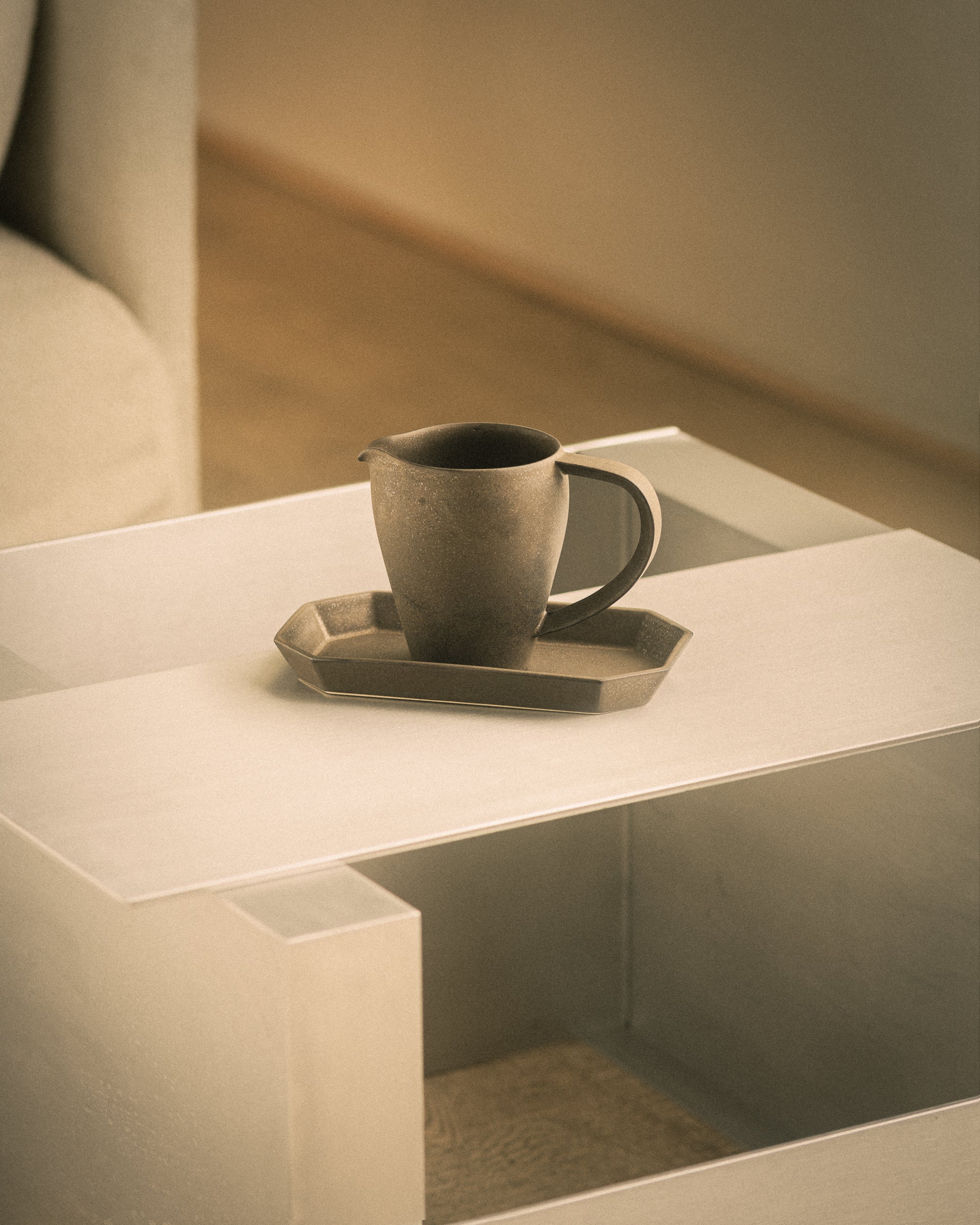 Birdy Jug - Copper Brown