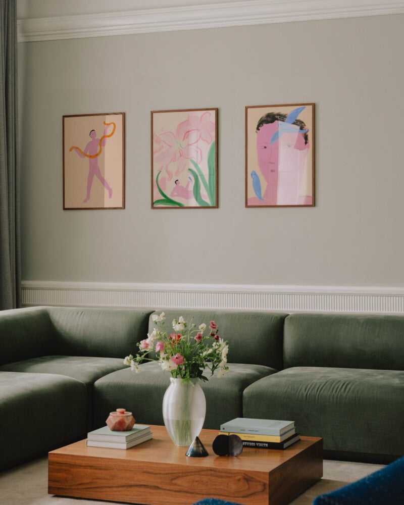 Under the Flowers - Oamul