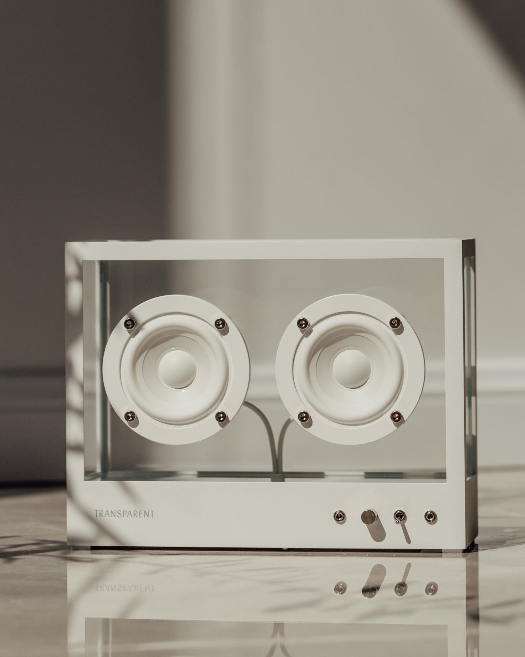 Small Transparent Speaker - White
