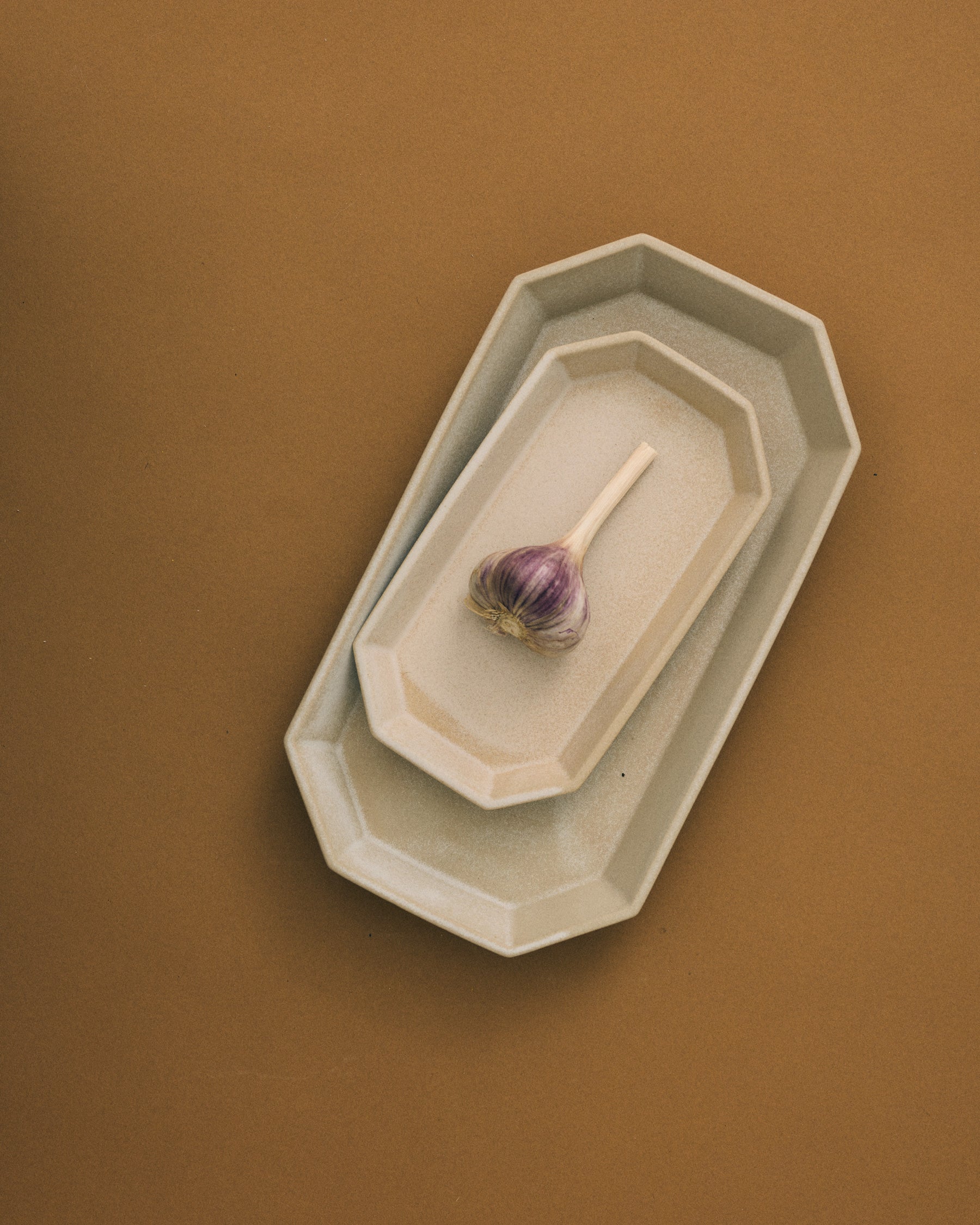 Wide Octagon Plate Small - Stone Beige