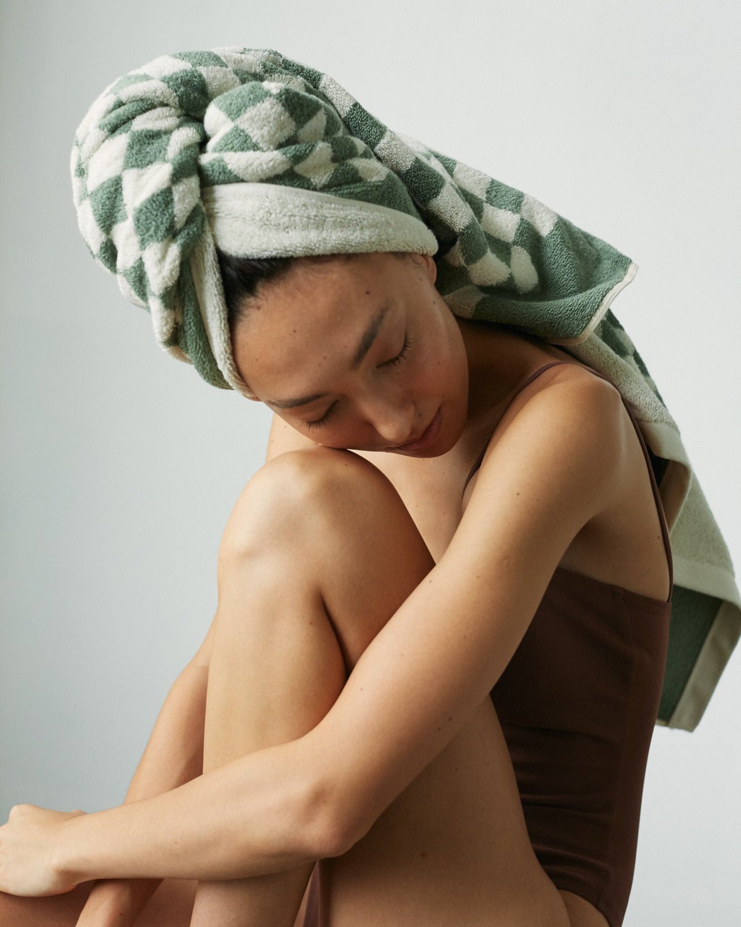 Roman Pool Towel - Sage/Chalk